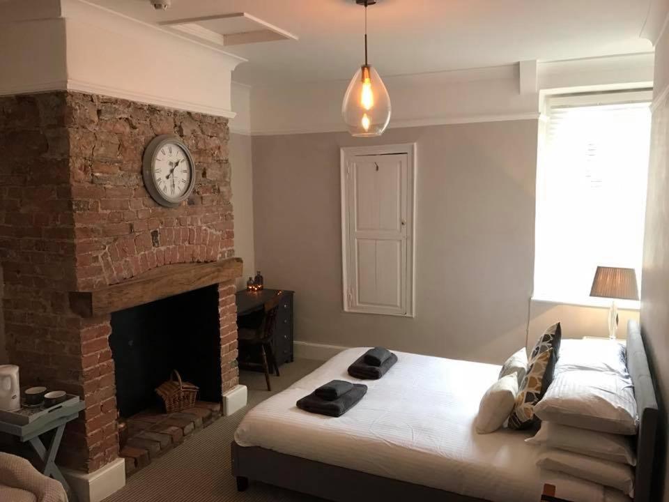 Castle View Hotel Chepstow Extérieur photo